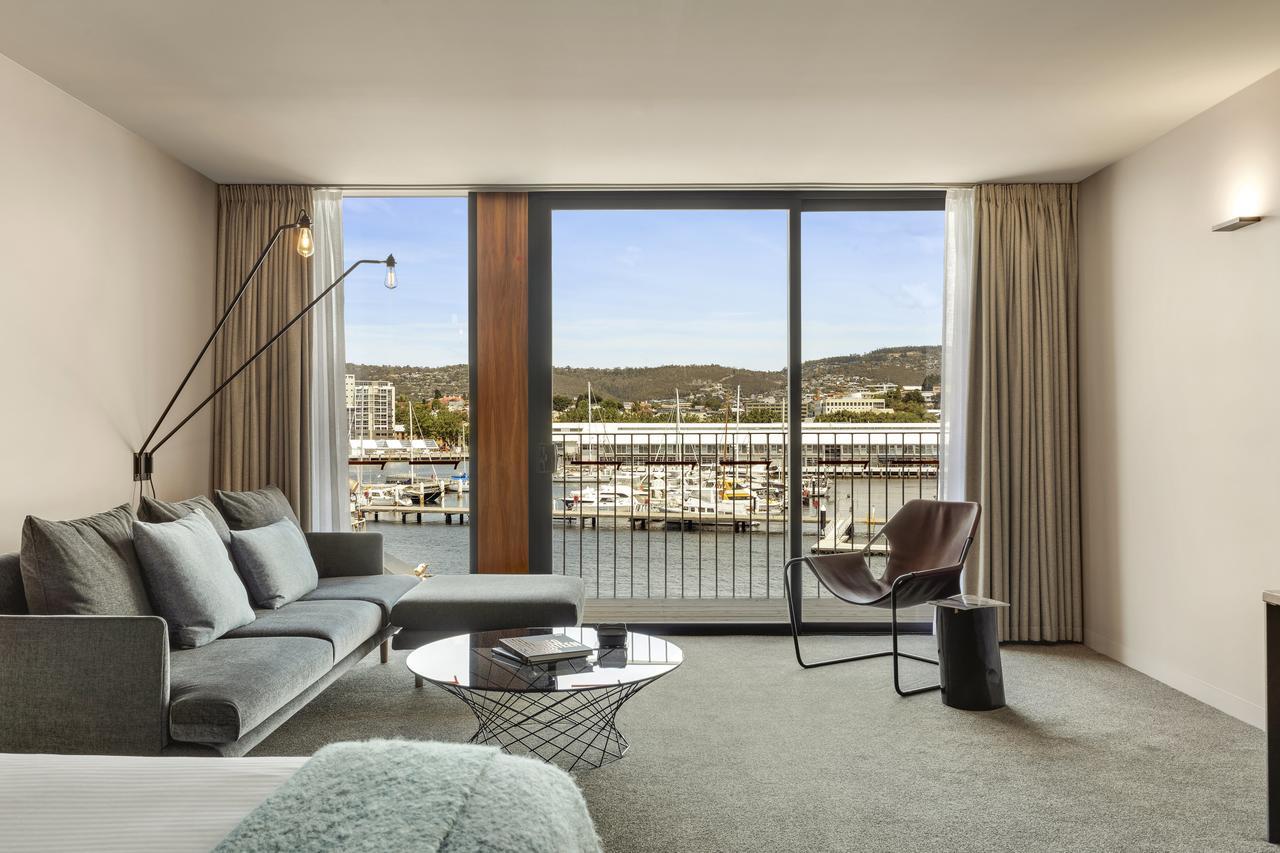 Macq 01 Hotel Hobart Extérieur photo The interior of a typical apartment at The Standard