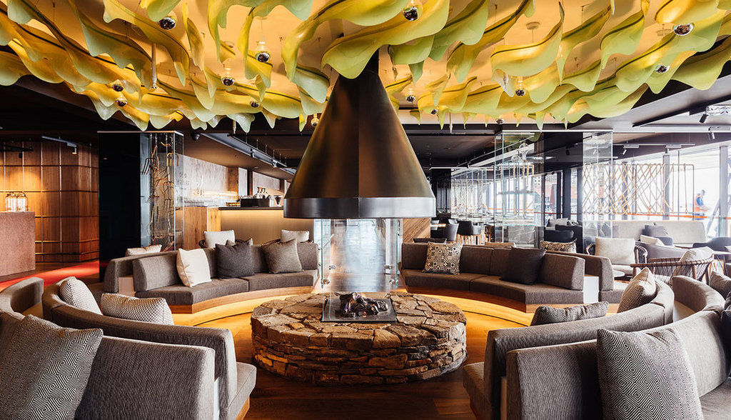 Macq 01 Hotel Hobart Extérieur photo The lounge at the airport